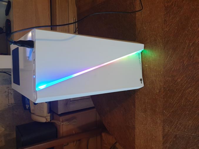 Pc tour aerocool Cylon blanc led RGB