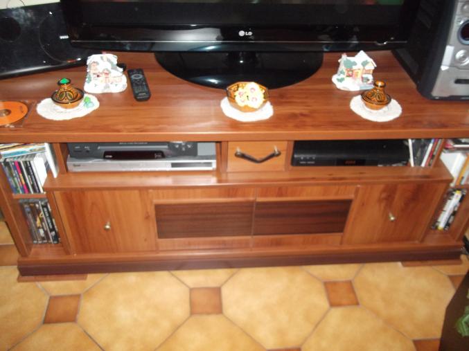 SALLE A MANGER en TECK MASSIF