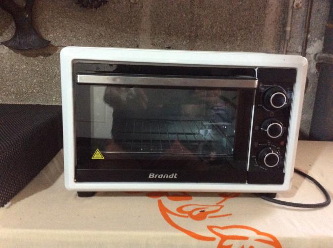 Petit four neuf Brandt 16 l