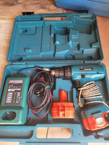 Perçeuse/Visseuse Makita
