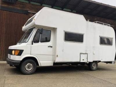 Mon camping car Mercedes 208