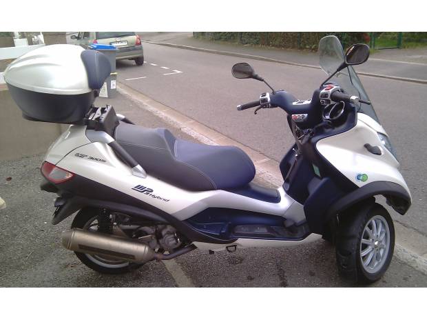 Scooter PIAGGIO MP3 300