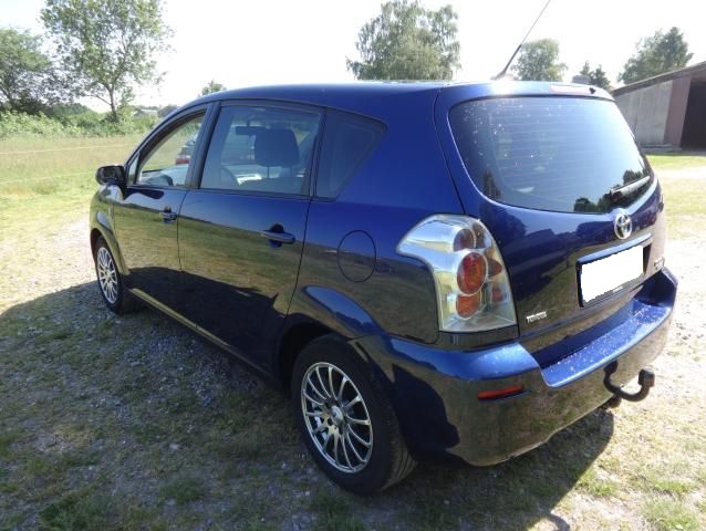  Toyota Corolla Verso - 2.0 D-4D