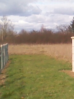 Terrain 2000 m2 PLAT, sec, 400 m de centre ville Montpon