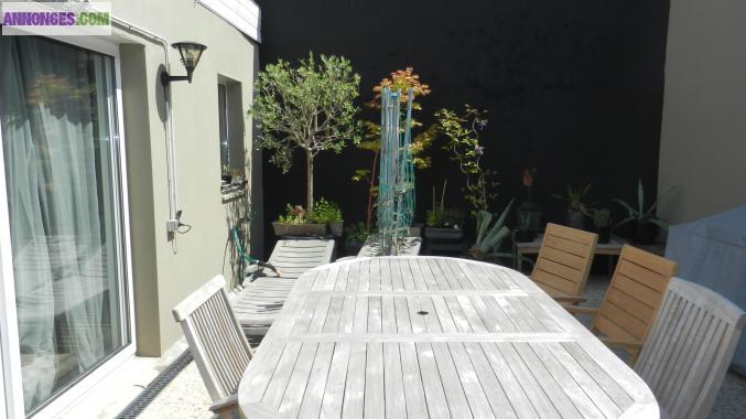 Loft atypique avec cour expo sud sans vis à vis