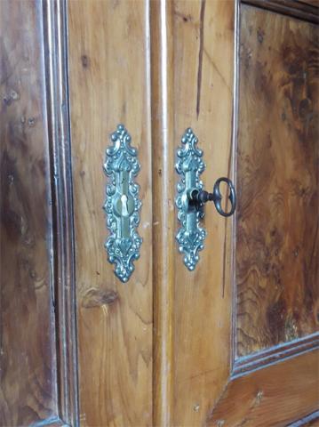 Buffet vitrine Ancien 2 corps