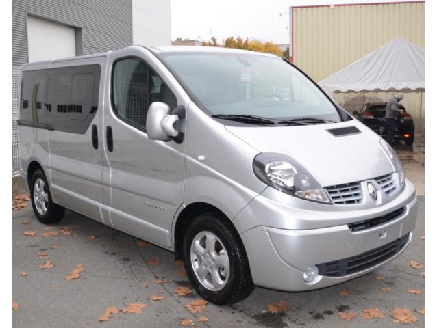 Renault Trafic passenger executive l1h1 2.0 dci 115 bvr