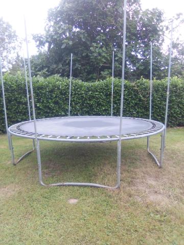 TRAMPOLINE