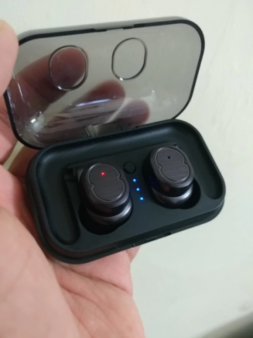 Écouteur Bluetooth - 6 H d'autonomie - neuf