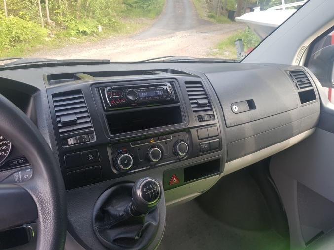 Volkswagen Transporter 3 places