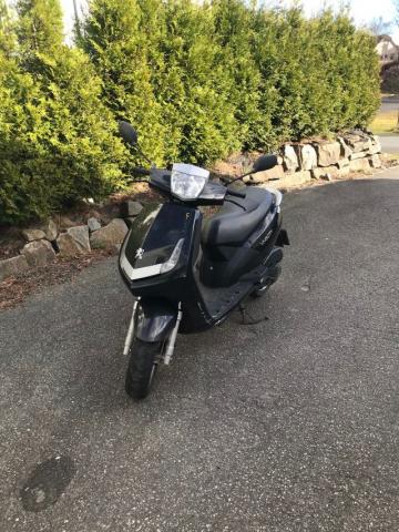Scooter Peugeot 2012