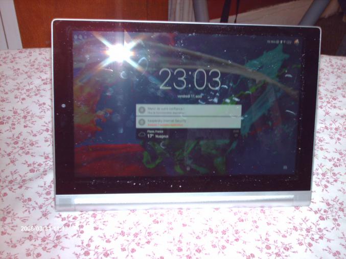 Lenovo Yoga Tab 2-1050 Tablette 10.1 Full Hd 