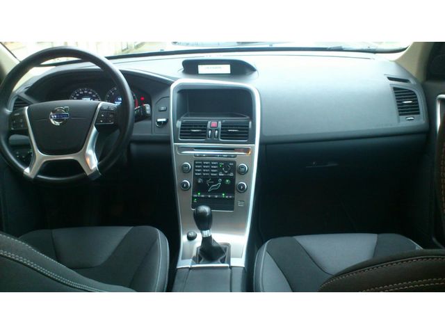 Volvo Xc60 2.4 d 175 momentum