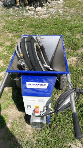 Machine à projeter compact pro 16