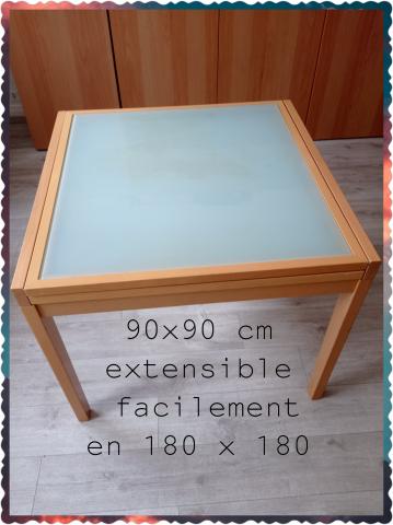 Table + meuble de salle à manger