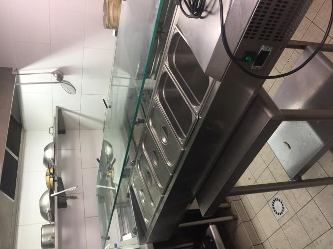 Saladette GHS1600 tres bon état avec ses bacs