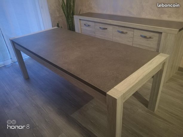 Table de salle à manger