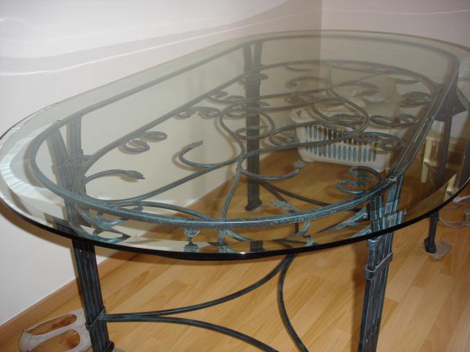 Vend table de salle a manger