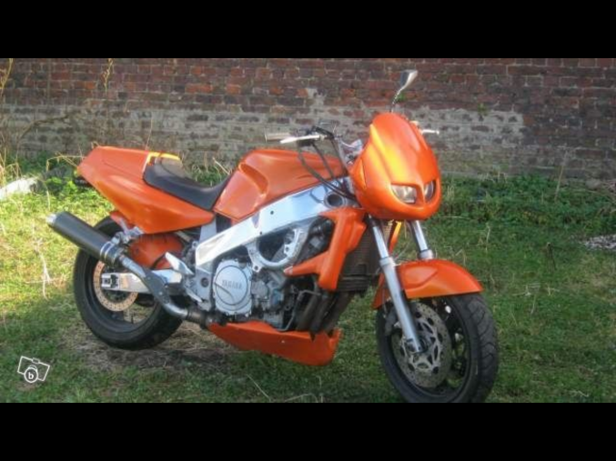 YAMAHA 1000 fzr exup