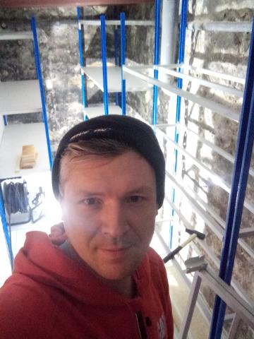 Artisan qualifié et expérimenté du bâtiment