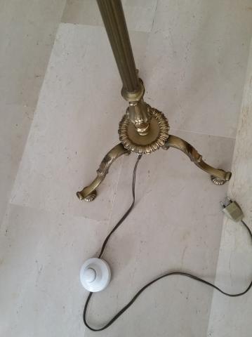 Vente d'un lampadaire