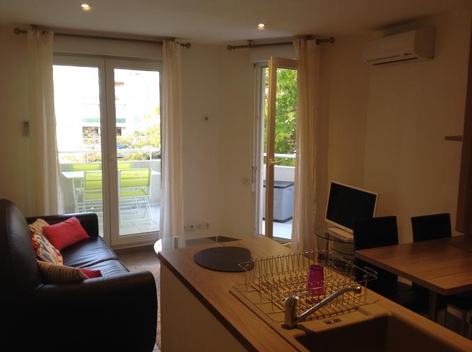 T2 terrasse Cannes plages