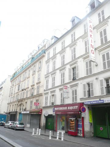 Parking motos paris 18 eme