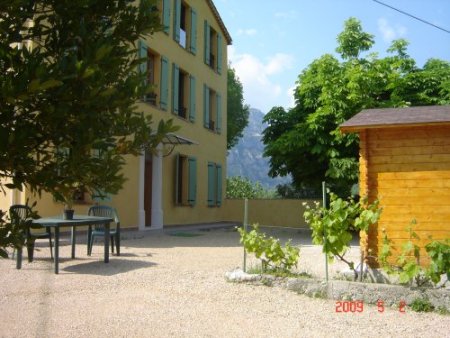 F3 EN VILLA 20 MN DE CANNES, SOPHIA ANTIPOLIS & NICE