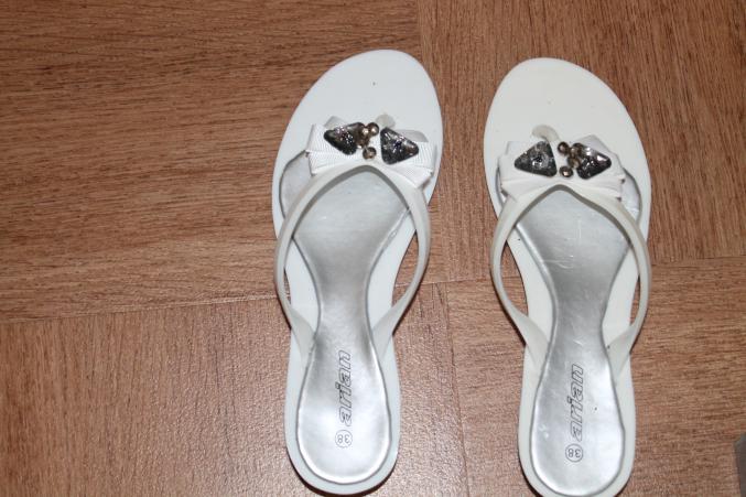 Claquette femme neuve,t38