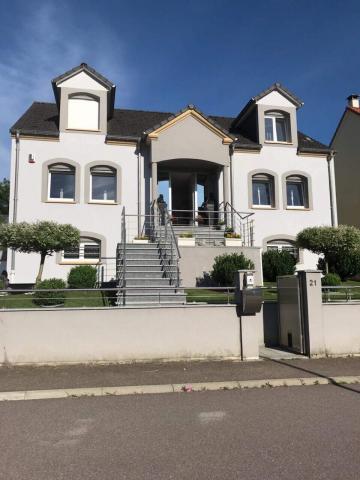 Très belle villa avec piscine 