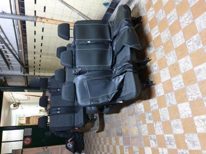 Sièges 2+1 arriéré Mercedes viano vito 639 2011