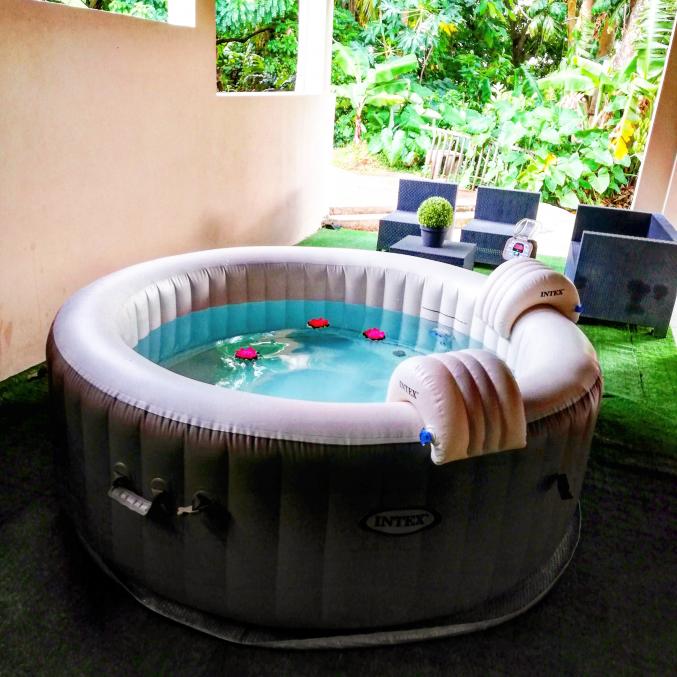 Location spa jacuzzi gonflable