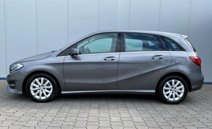 MERCEDES-CLASS B 180 d Sport