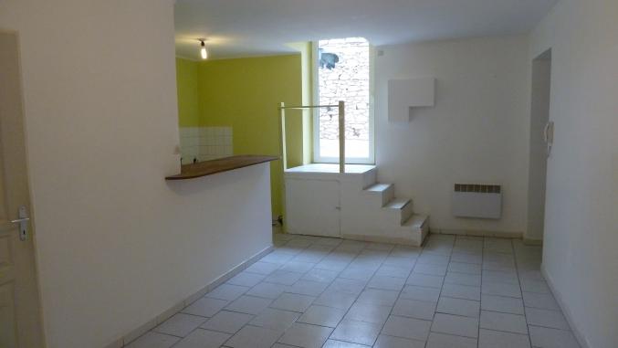 APPARTEMENT 43 m2 AVEC TERRASSE 20 m2