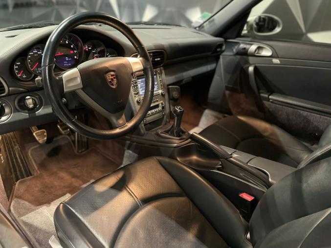 Porsche 911 Carrera 997