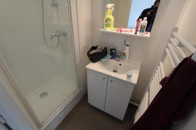 Duplex vide sur Rue de Seine