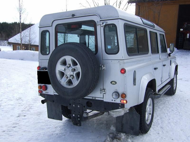 Land Rover Defender 110