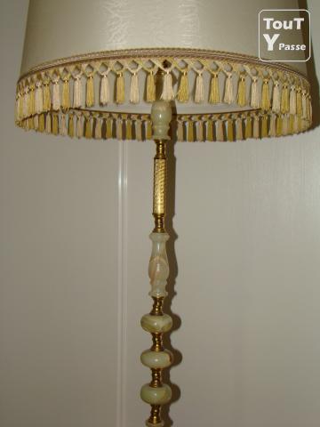 LAMPADAIRE DE SALON