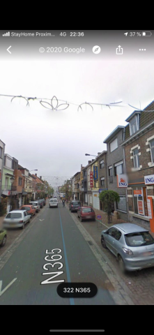 Immeuble mixte commerce et habitation situé en plein centre