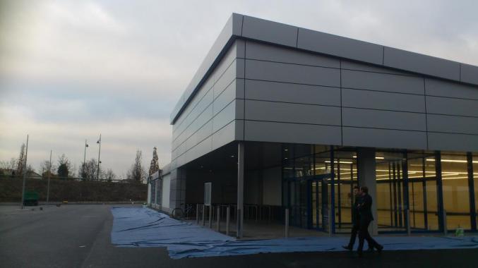 MANOEUVRE,OUVRIER QUALIFIE