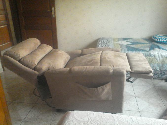 Fauteuil électrique, relax, lit.