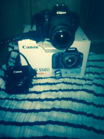Canon EOS 550 D