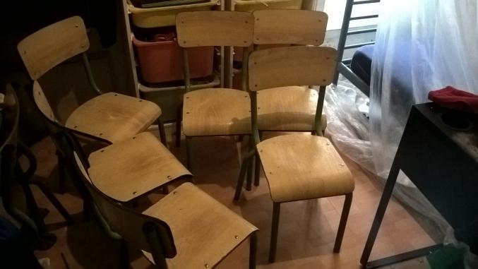 Chaise écolier authentique stratifié