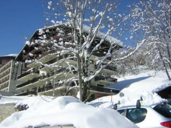 Megeve piscine pied des pistes