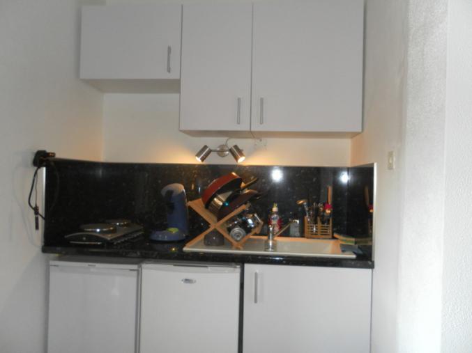 Loue deux pieces a six fours