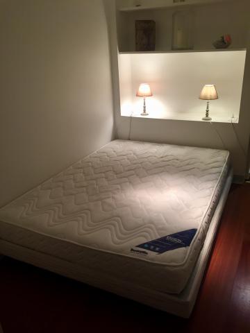 Vend Matelas Dunlopillo 140x190 Cm bon état