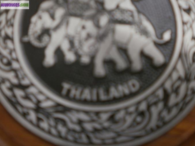 DESSOUS BOUTEILLE THAILANDE