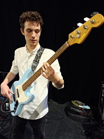 Cours de Basse à Dijon