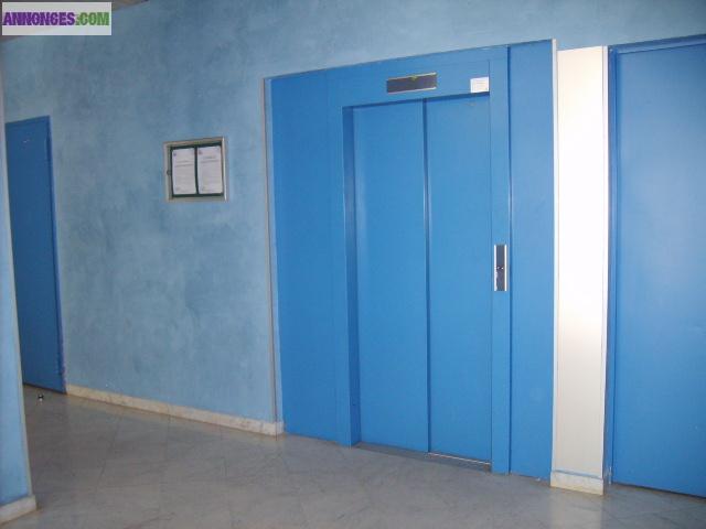 APPARTEMENT DEUX PIECES