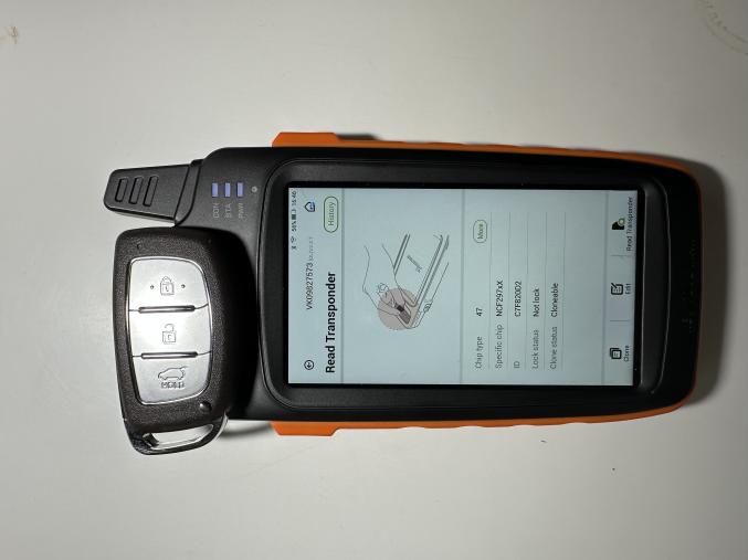 Nouvelle Clé vierge Toyota Avensis Prius